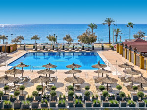 Buche jetzt deinen Traumurlaub im Hotel Occidental Fuengirola in  ➝ schon ab 585 €!