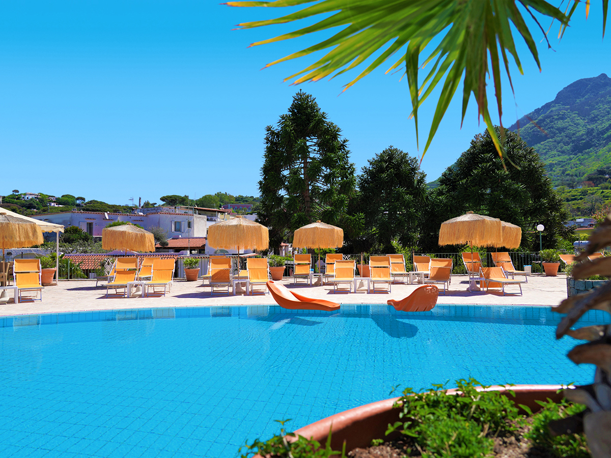 Buche jetzt deinen Traumurlaub im Hotel Parco delle Agavi in  ➝ schon ab 857 €!