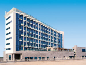 Buche jetzt deinen Traumurlaub im Hotel Park Regis by Prince Dubai in  ➝ schon ab 1023 €!