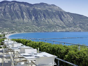 Buche jetzt deinen Traumurlaub im Hotel Pharae Palace in  ➝ schon ab 775 €!