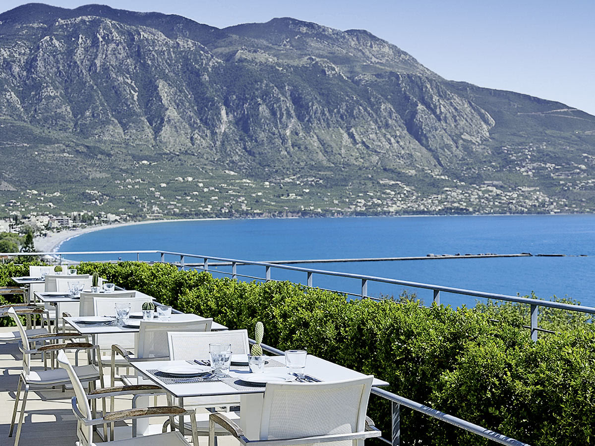 Buche jetzt deinen Traumurlaub im Hotel Pharae Palace in  ➝ schon ab 775 €!