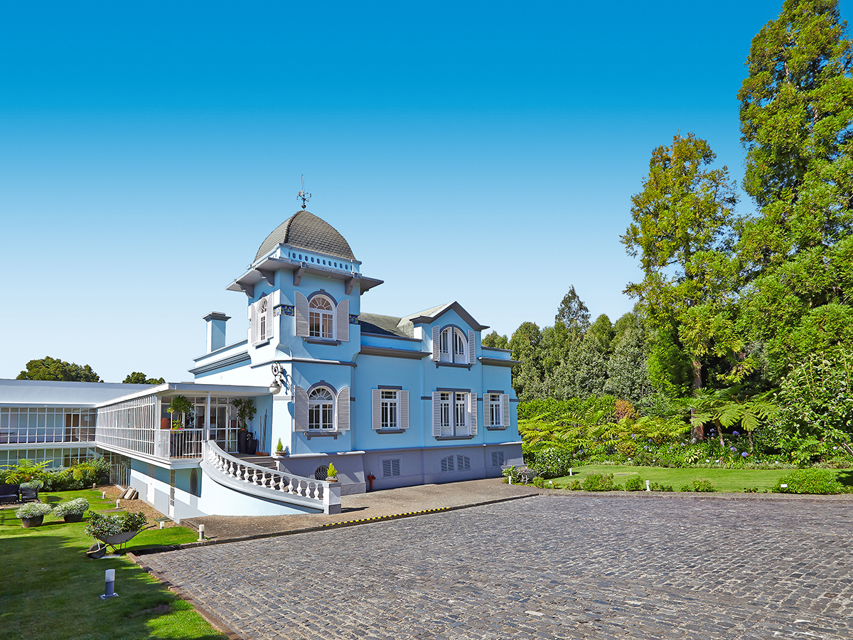 Buche jetzt deinen Traumurlaub im Hotel PortoBay Serra Golf in  ➝ schon ab 652 €!