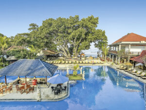 Buche jetzt deinen Traumurlaub im Hotel Puri Saron Seminyak in  ➝ schon ab 1288 €!