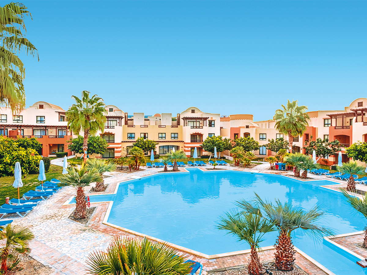 Buche jetzt deinen Traumurlaub im Hotel Radisson Individuals Marina Port Ghalib in  ➝ schon ab 596 €!