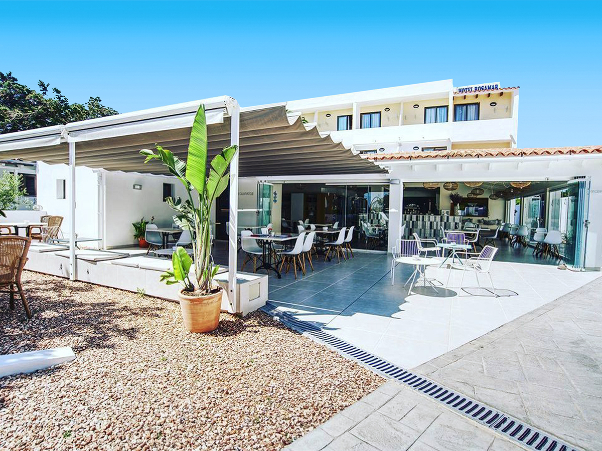 Buche jetzt deinen Traumurlaub im Hotel Rosamar Formentera in  ➝ schon ab 761 €!