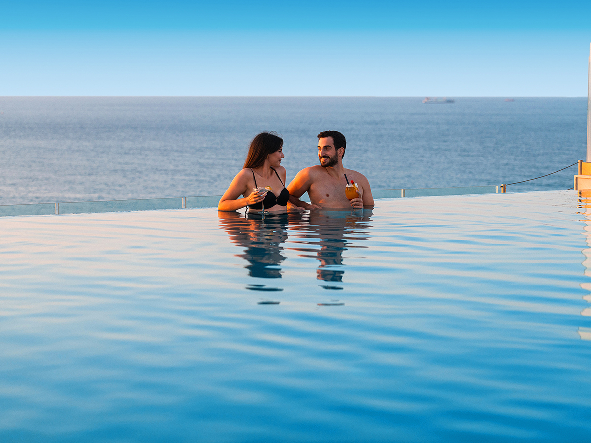 Buche jetzt deinen Traumurlaub im Hotel Seaview in  ➝ schon ab 466 €!