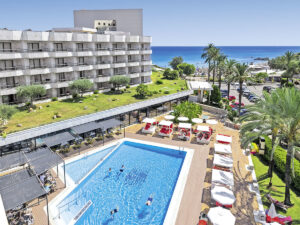 Buche jetzt deinen Traumurlaub im Hotel Serrano Palace in  ➝ schon ab 1025 €!