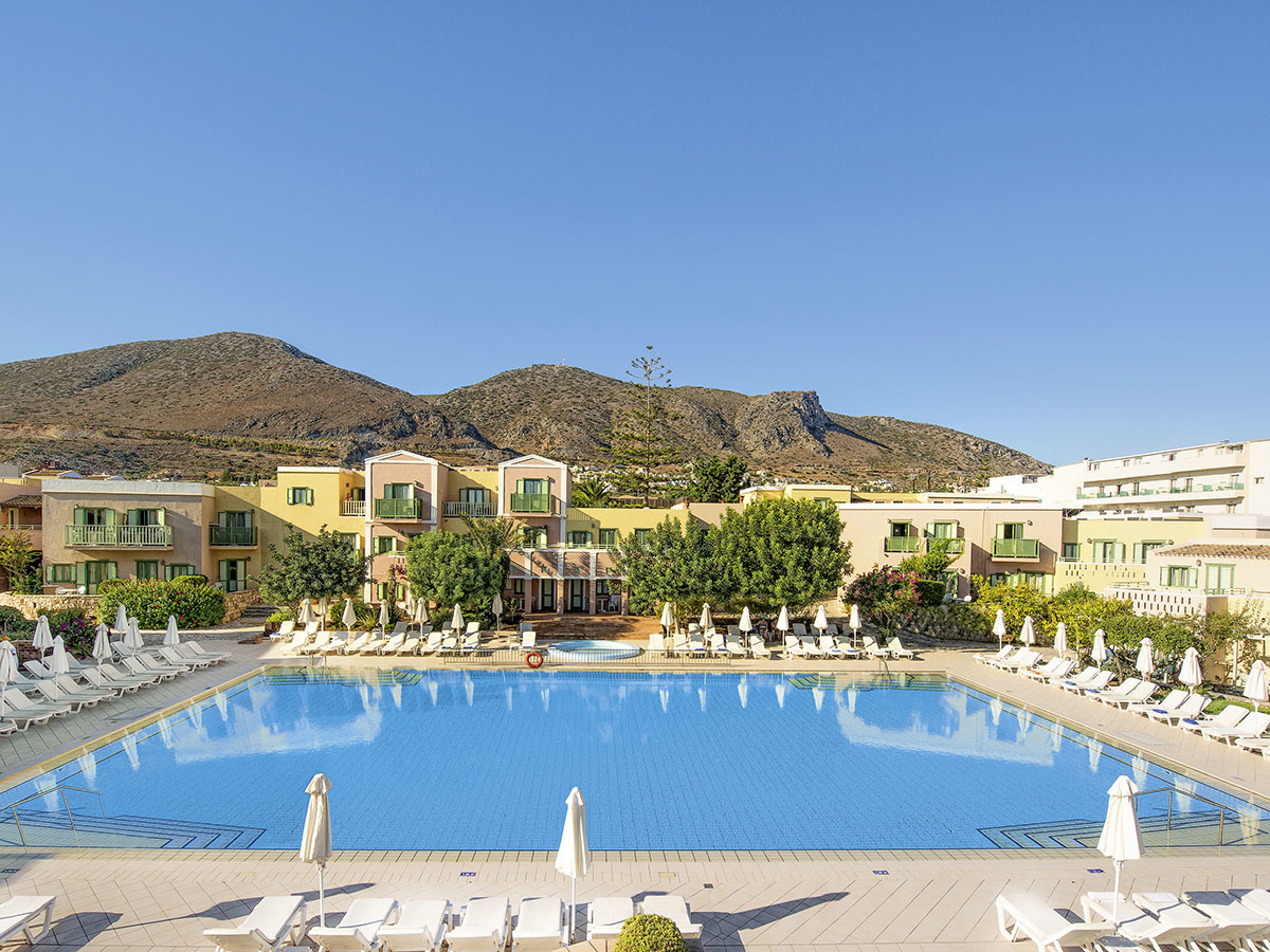 Buche jetzt deinen Traumurlaub im Hotel Silva Beach in  ➝ schon ab 1080 €!