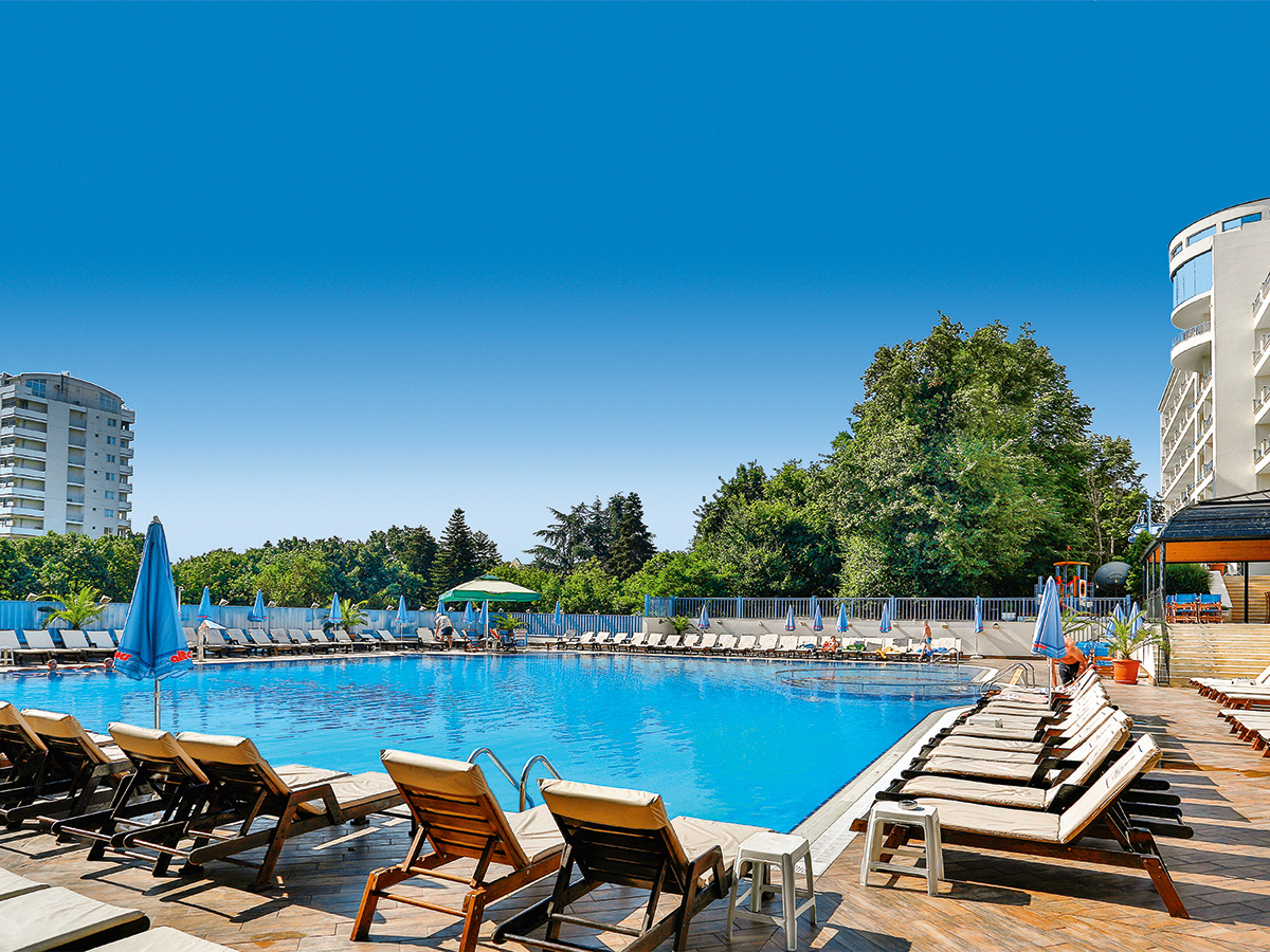Buche jetzt deinen Traumurlaub im Hotel Sofia in  ➝ schon ab 651 €!