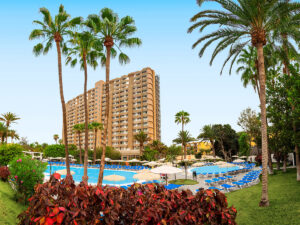 Buche jetzt deinen Traumurlaub im Hotel Sol Arona Tenerife in  ➝ schon ab 841 €!