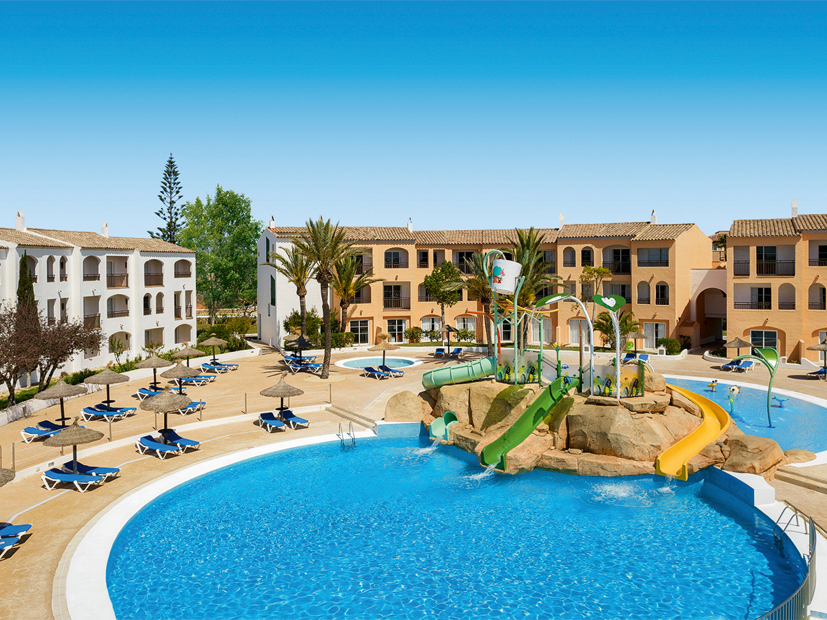 Buche jetzt deinen Traumurlaub im Hotel Sol Falco in  ➝ schon ab 669 €!