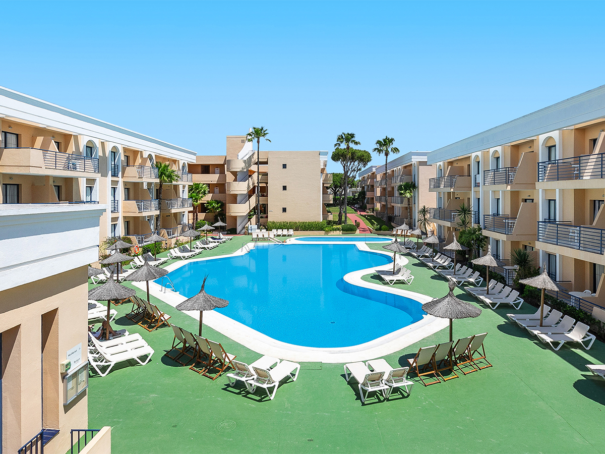 Buche jetzt deinen Traumurlaub im Hotel Sol Sancti Petri Apartamentos in  ➝ schon ab 595 €!