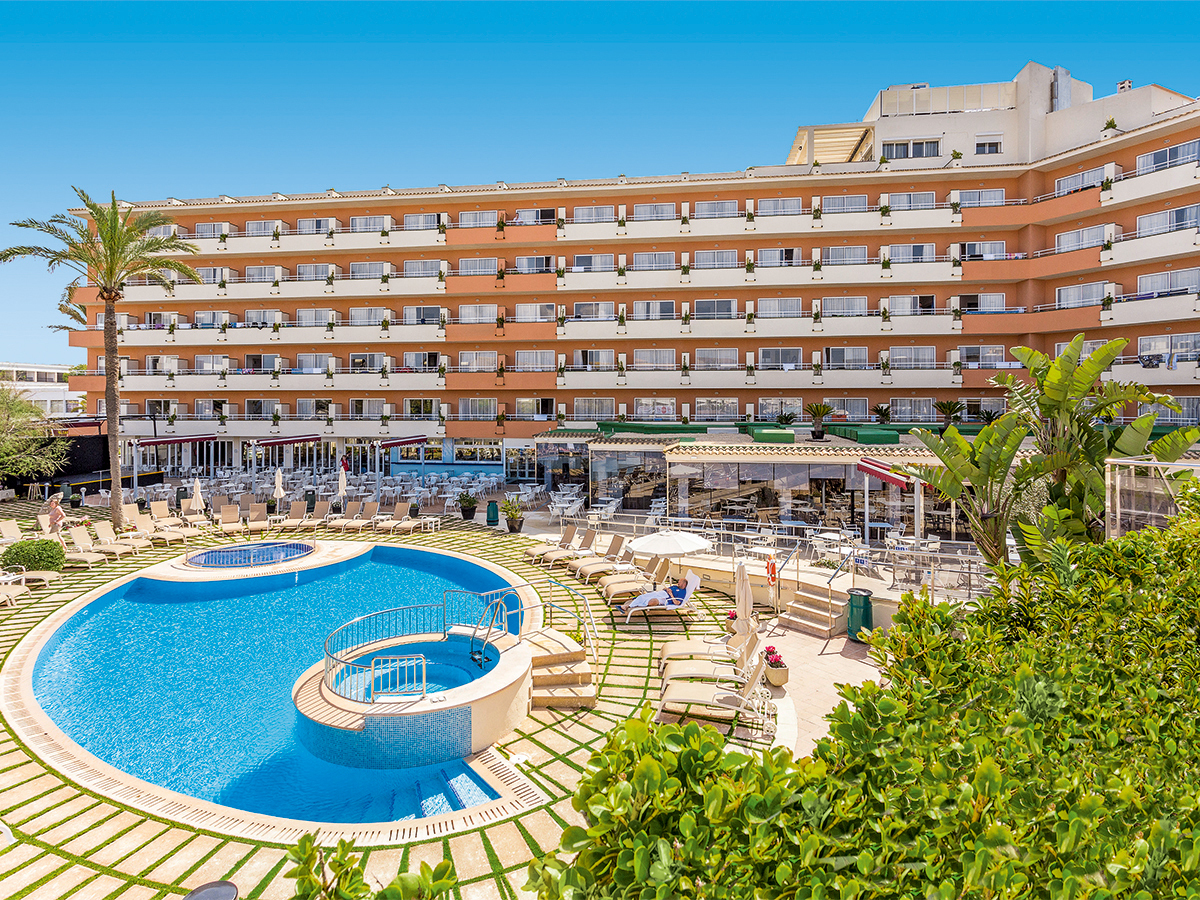 Buche jetzt deinen Traumurlaub im Hotel & Spa Ferrer Janeiro in  ➝ schon ab 757 €!