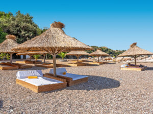 Buche jetzt deinen Traumurlaub im Hotel Sunrise Village Beach in  ➝ schon ab 775 €!