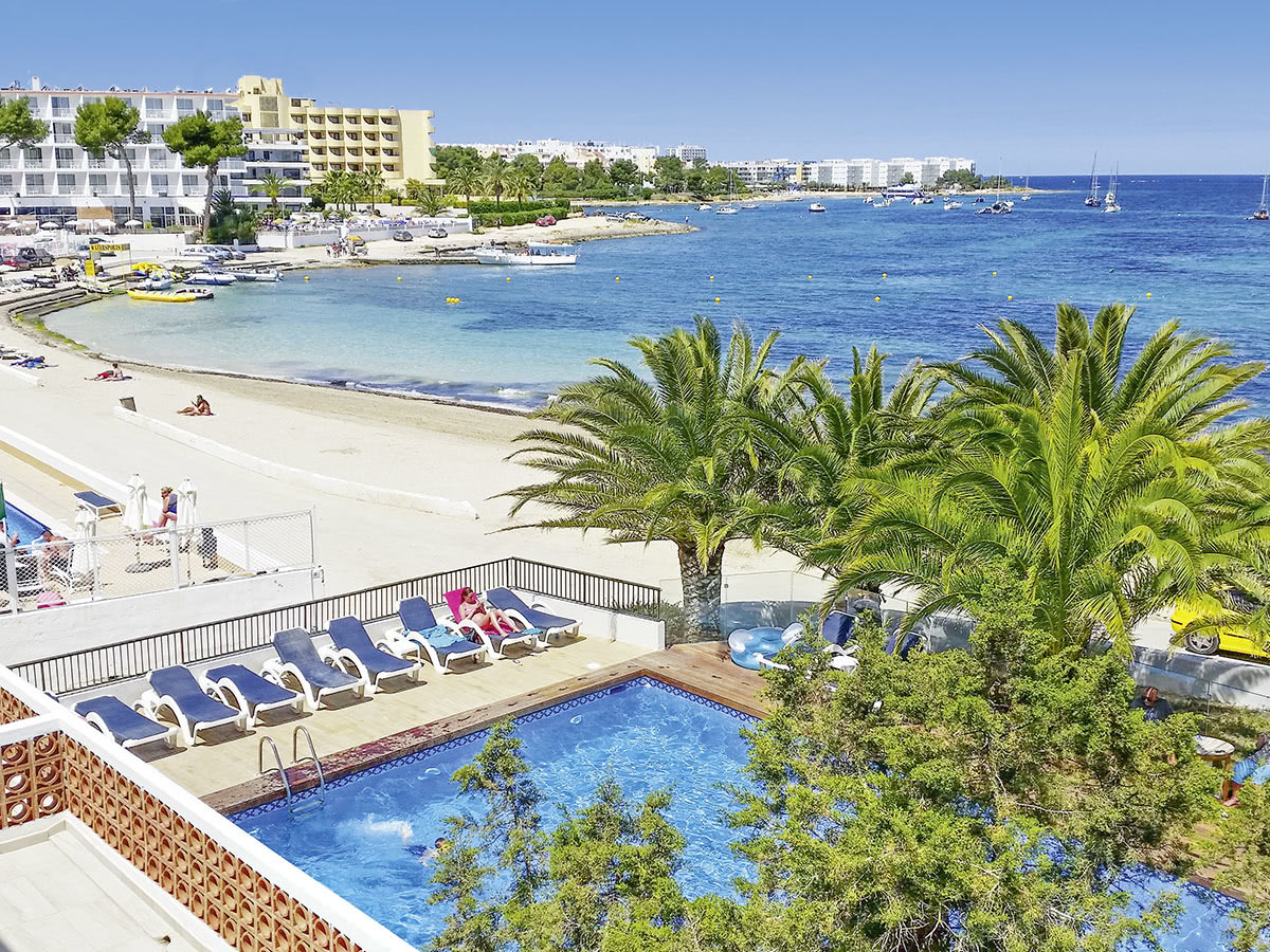 Buche jetzt deinen Traumurlaub im Hotel Tagomago in  ➝ schon ab 611 €!