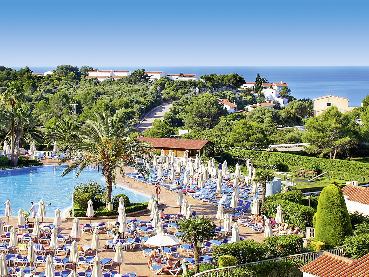 Buche jetzt deinen Traumurlaub im Hotel Valentin Son Bou in  ➝ schon ab 743 €!