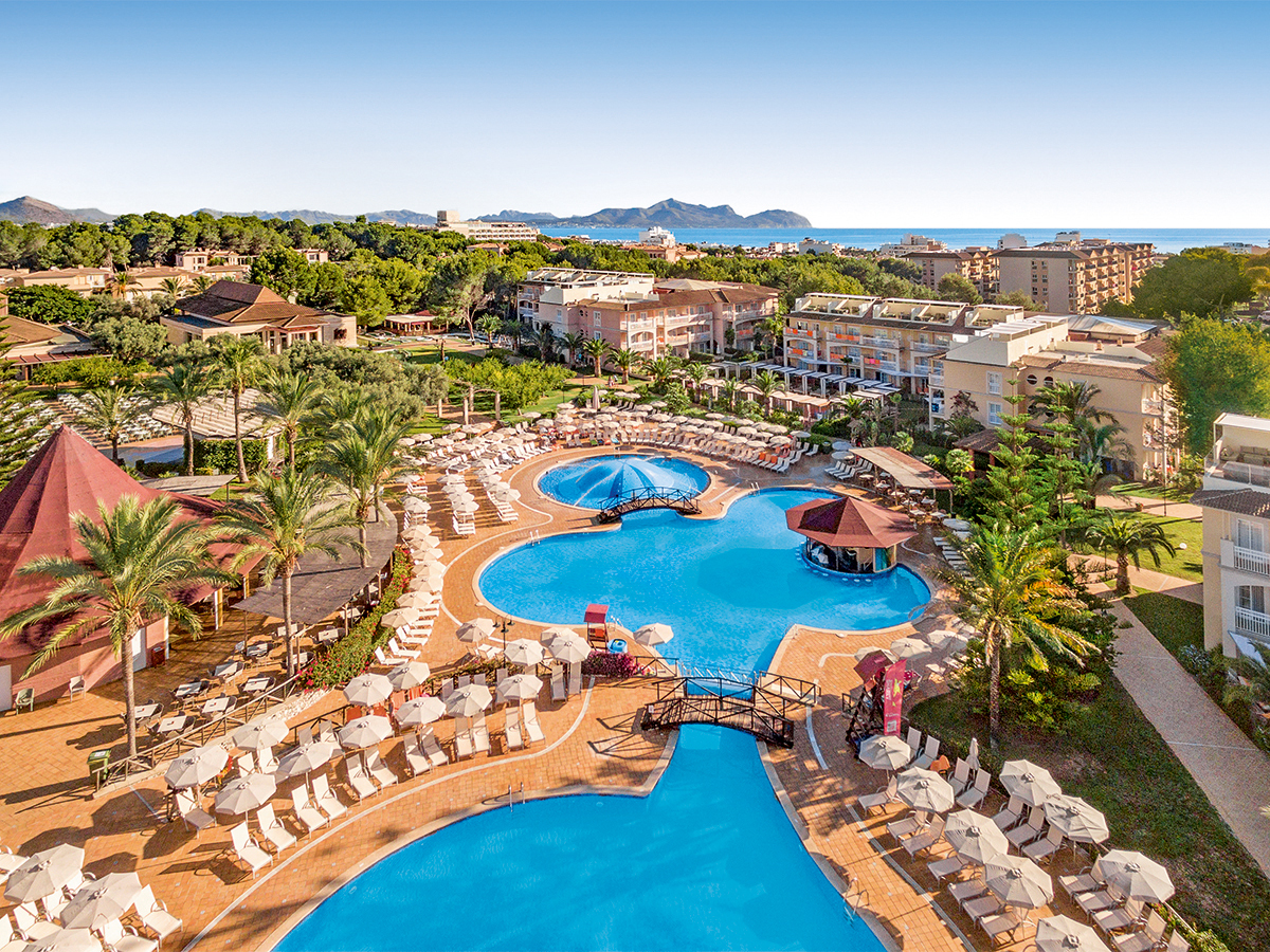 Buche jetzt deinen Traumurlaub im Hotel Zafiro Ca`n Picafort in  ➝ schon ab 919 €!