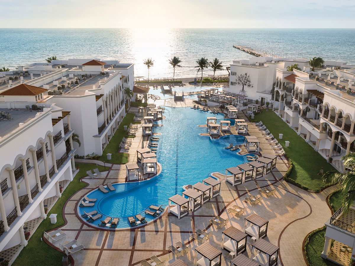 Buche jetzt deinen Traumurlaub im Hyatt Vivid Playa Del Carmen in  ➝ schon ab 1759 €!