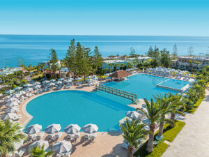 Buche jetzt deinen Traumurlaub im Iberostar Selection Creta Marine in  ➝ schon ab 1229 €!