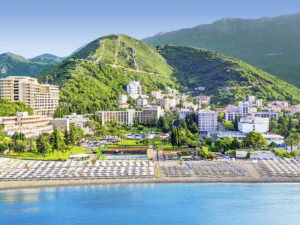 Buche jetzt deinen Traumurlaub im Iberostar Waves Bellevue in  ➝ schon ab 1042 €!