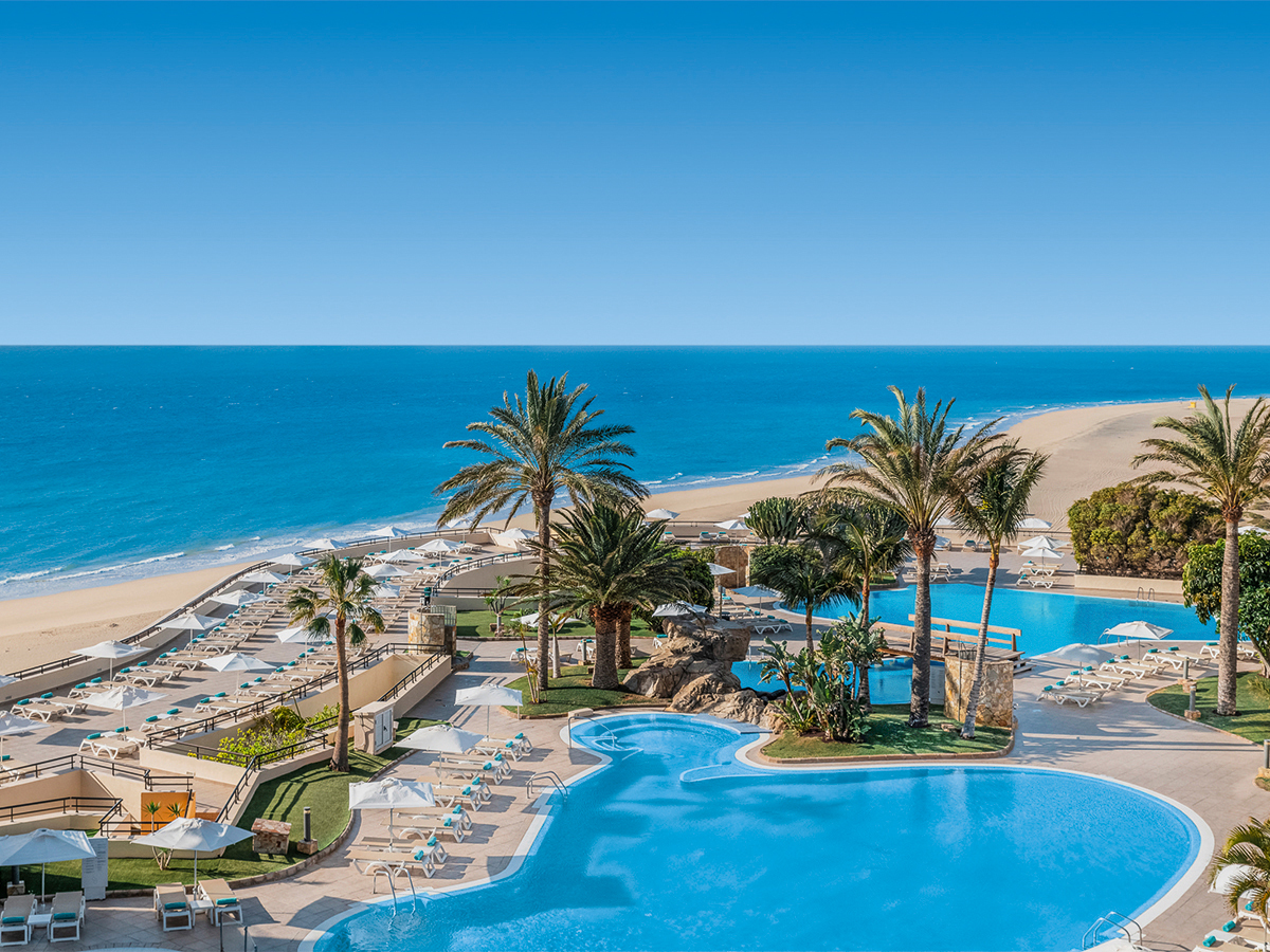 Buche jetzt deinen Traumurlaub im Iberostar Waves Playa Gaviotas in  ➝ schon ab 1109 €!