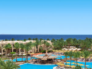 Buche jetzt deinen Traumurlaub im Iberotel RedSina in  ➝ schon ab 928 €!