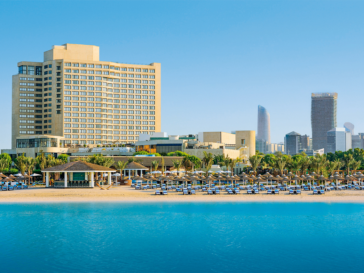 Buche jetzt deinen Traumurlaub im InterContinental Abu Dhabi in  ➝ schon ab 1016 €!