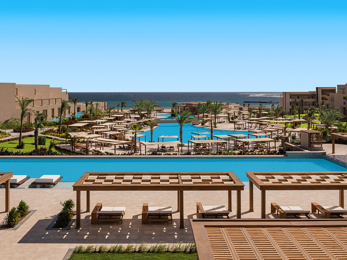 Buche jetzt deinen Traumurlaub im Jaz Elite Riviera in  ➝ schon ab 1247 €!