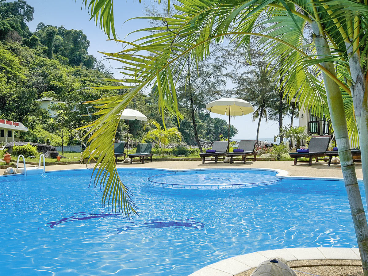Buche jetzt deinen Traumurlaub im Khao Lak Sunset Resort in  ➝ schon ab 1221 €!