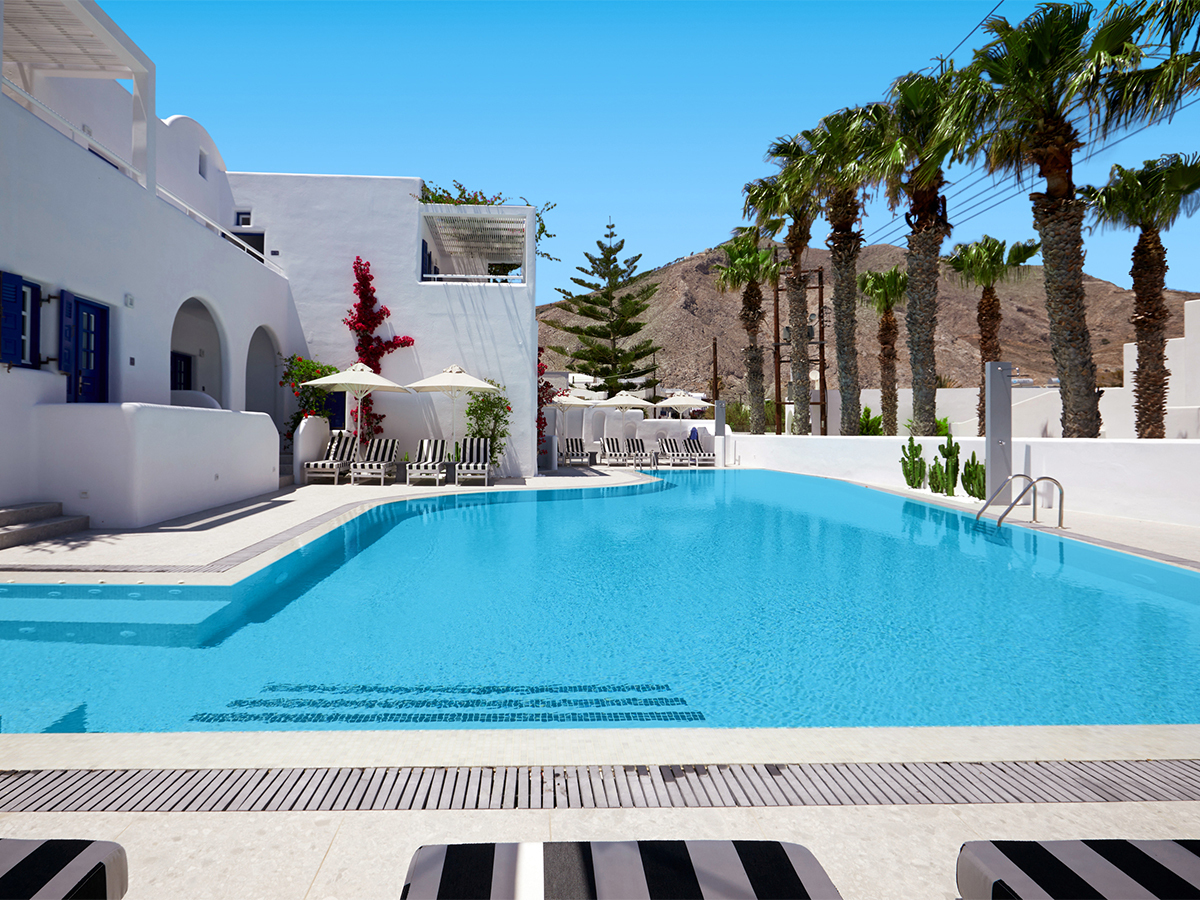 Buche jetzt deinen Traumurlaub im Kouros Village Hotel in  ➝ schon ab 1077 €!