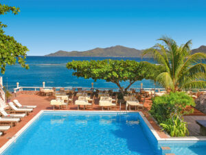 Buche jetzt deinen Traumurlaub im La Digue Island Lodge in  ➝ schon ab 2407 €!