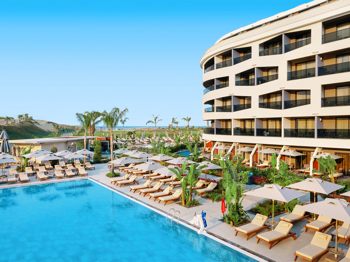 Buche jetzt deinen Traumurlaub im Liu Resorts in  ➝ schon ab 1532 €!