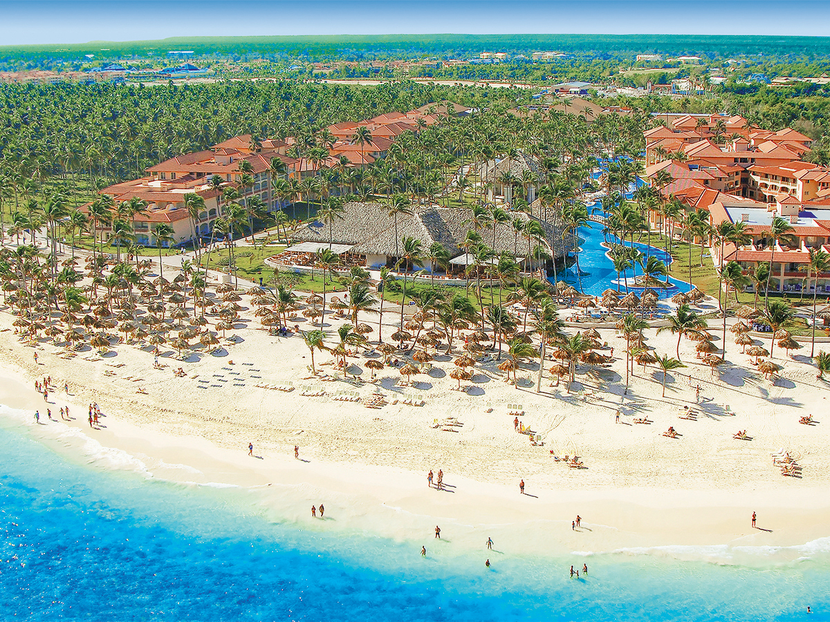 Buche jetzt deinen Traumurlaub im Majestic Colonial Punta Cana in  ➝ schon ab 1938 €!