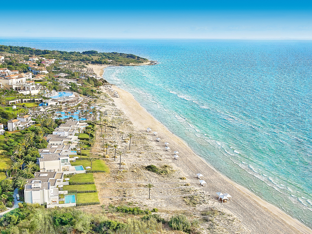 Buche jetzt deinen Traumurlaub im Mandola Rosa - A Grecotel Resort to Live at Riviera Olympia in  ➝ schon ab 1531 €!