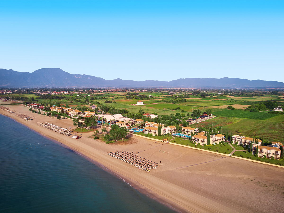 Buche jetzt deinen Traumurlaub im Mediterranean Village Hotel & Spa in  ➝ schon ab 871 €!