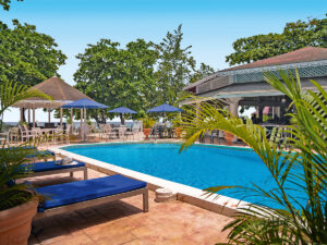 Buche jetzt deinen Traumurlaub im Merril's Beach Resort II in  ➝ schon ab 1764 €!