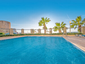 Buche jetzt deinen Traumurlaub im Mitsis La Vita in  ➝ schon ab 676 €!