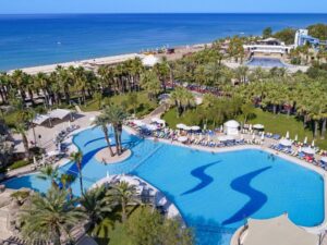 Buche jetzt deinen Traumurlaub im Monachus Family Resort in  ➝ schon ab 891 €!