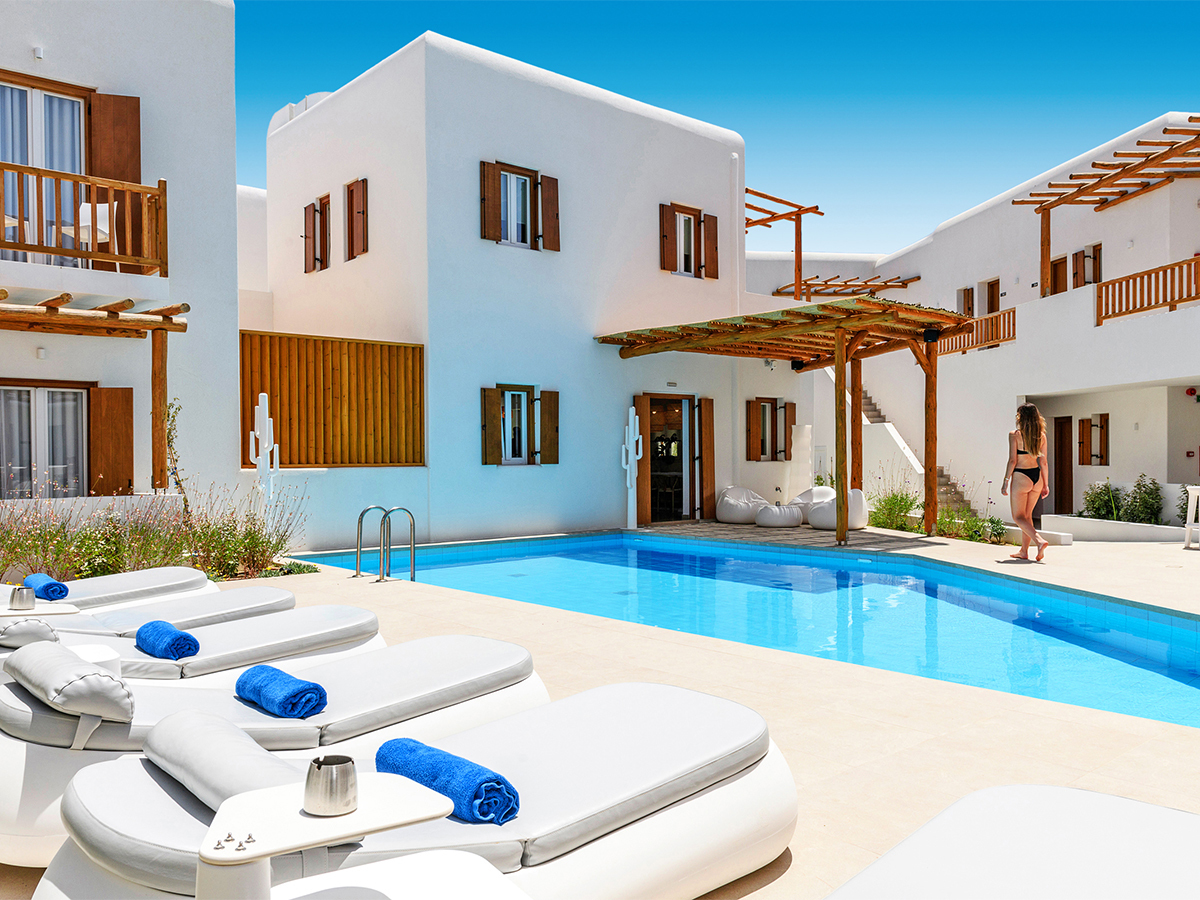 Buche jetzt deinen Traumurlaub im Mykonaki in  ➝ schon ab 843 €!