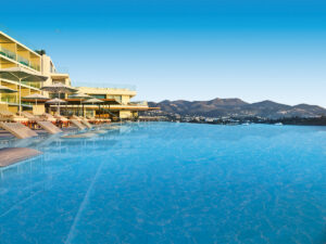 Buche jetzt deinen Traumurlaub im NIKO Seaside Resort MGallery in  ➝ schon ab 1104 €!