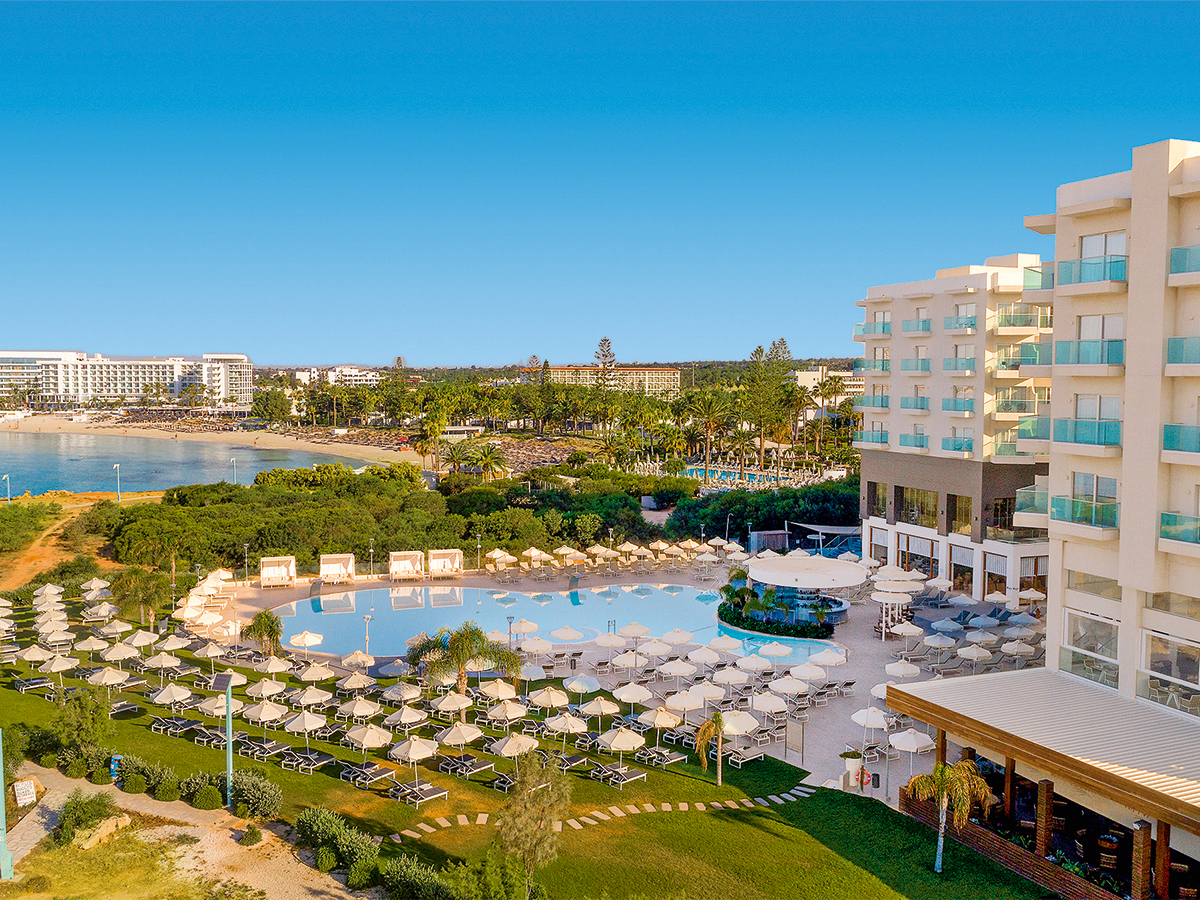 Buche jetzt deinen Traumurlaub im NissiBlu Beach Resort in  ➝ schon ab 1189 €!