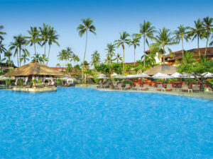 Buche jetzt deinen Traumurlaub im Nusa Dua Beach Hotel & Spa in  ➝ schon ab 1285 €!