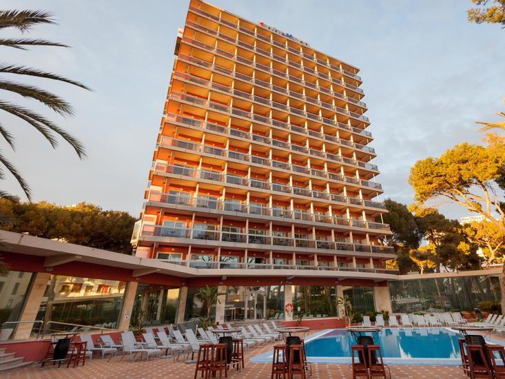 Buche jetzt deinen Traumurlaub im Obelisco Hotel in  ➝ schon ab 980 €!