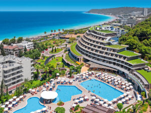 Buche jetzt deinen Traumurlaub im Olympic Palace Resort in  ➝ schon ab 922 €!