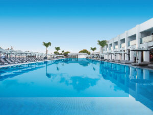 Buche jetzt deinen Traumurlaub im Paloma Finesse Side in  ➝ schon ab 1612 €!