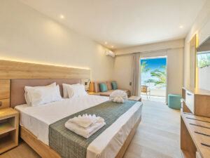 Buche jetzt deinen Traumurlaub im Pappas Hotel in  ➝ schon ab 802 €!