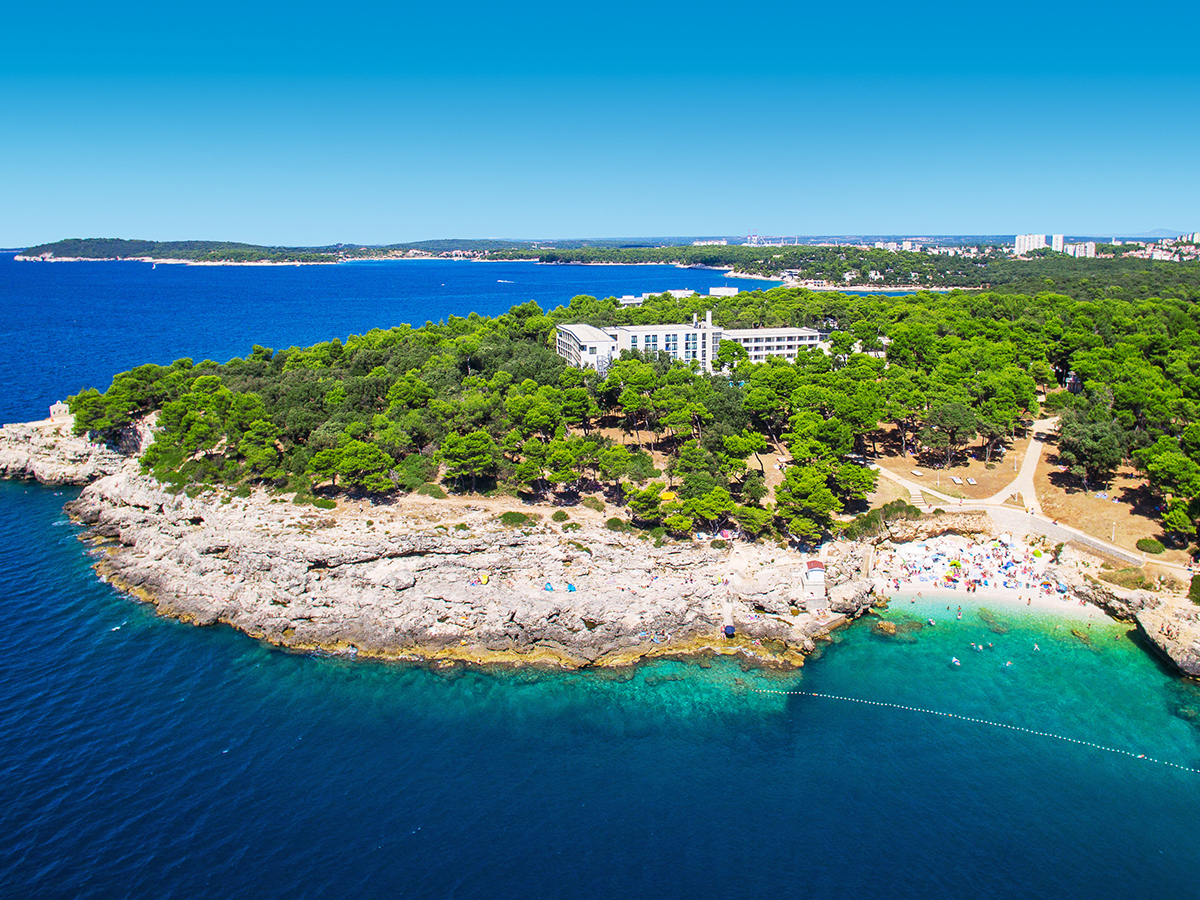 Buche jetzt deinen Traumurlaub im Park Plaza Arena Pula in  ➝ schon ab 824 €!