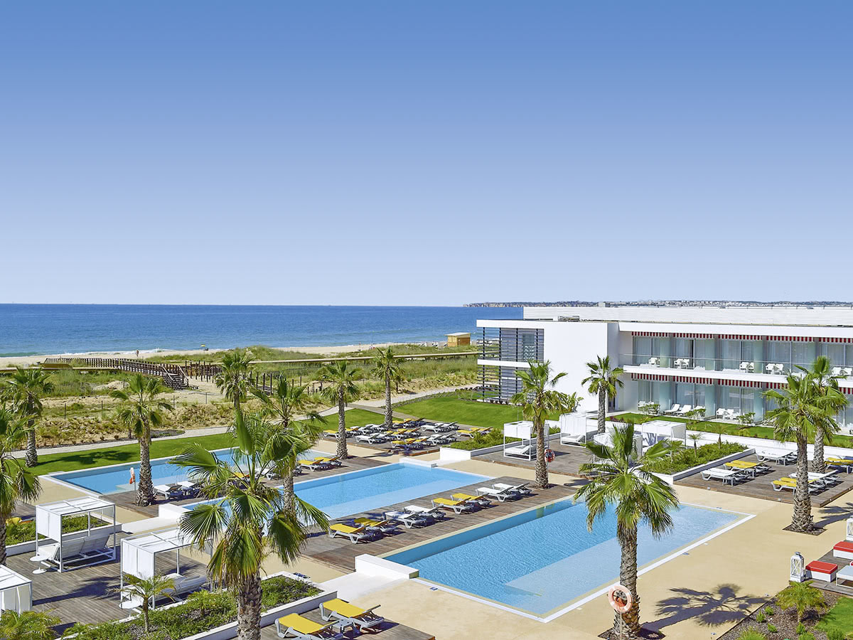 Buche jetzt deinen Traumurlaub im Pestana Alvor South Beach Premium Suite Hotel in  ➝ schon ab 1404 €!