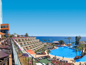 Buche jetzt deinen Traumurlaub im Pestana Carlton Premium Ocean Resort in  ➝ schon ab 1025 €!