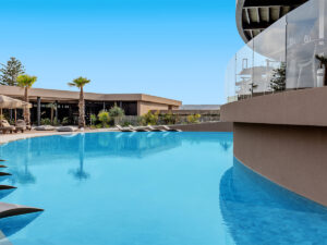 Buche jetzt deinen Traumurlaub im Pnoé Breathing Life in  ➝ schon ab 2550 €!